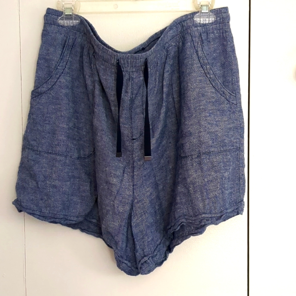 Time and Tru Women's Shorts
